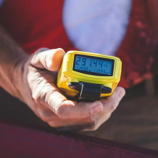 Kestrel KST1000 – טיימר ירי מקצועי עם Bluetooth